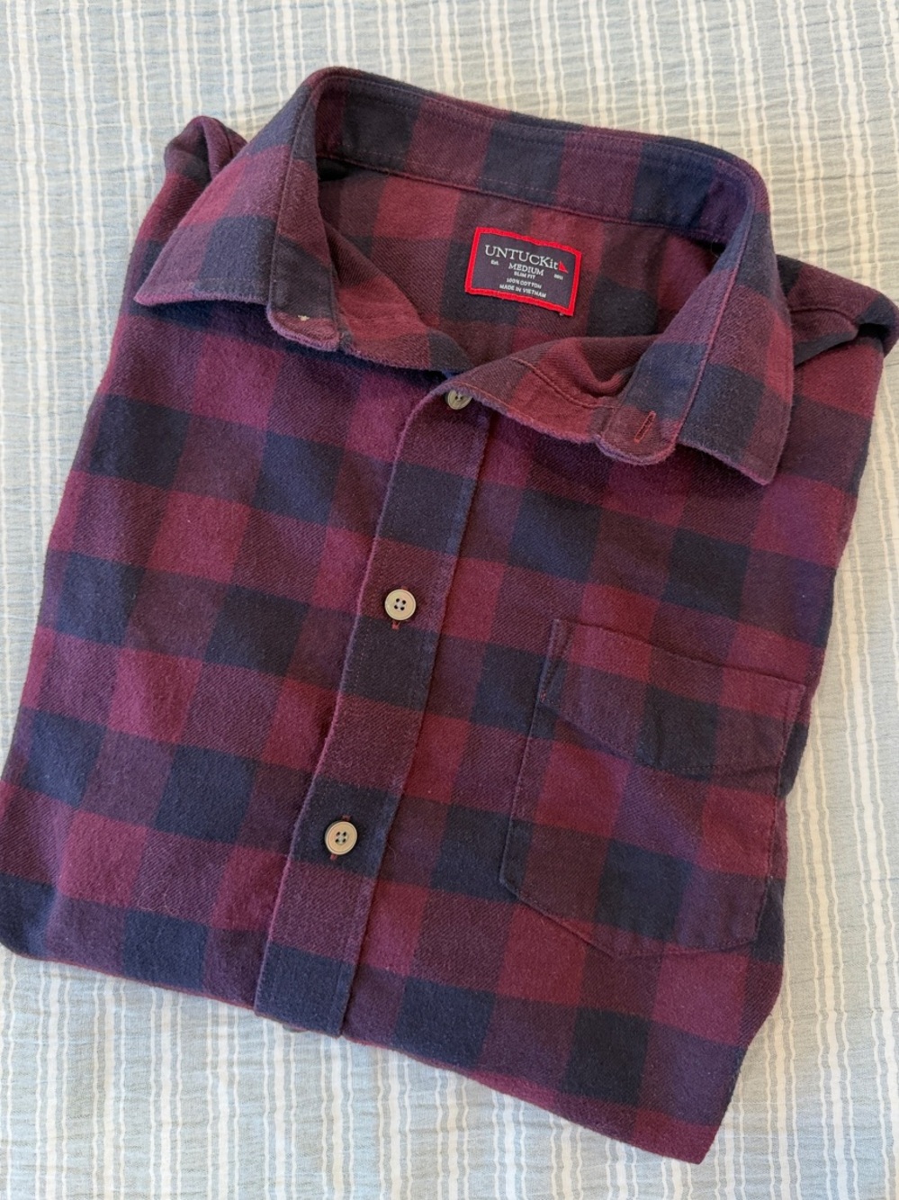 UNTUCKit Size M Plaid Long-Sleeve Flannel Button-Down Shirt